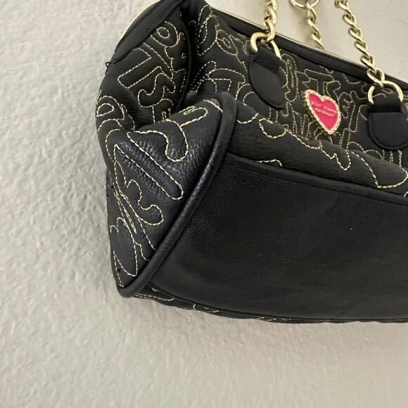 Betsey Johnson Handbag Logo Quilted Be Mine Gold Chain Straps Black O/S - Picture 3 of 13